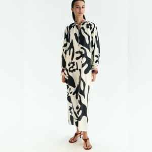 H&M LIMITED EDITION NWT Patterned Black & White Maxi Long-Sleeved Dress, Size S